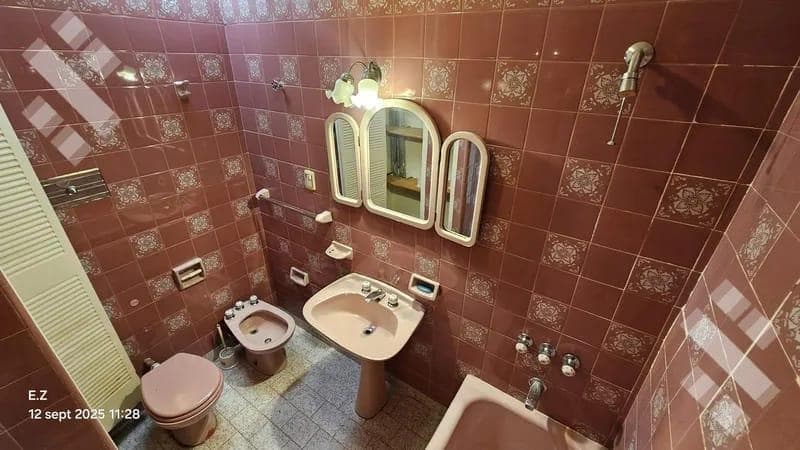 House for Sale on Miguel A. Camino Street, around number 400 - Neuquén -