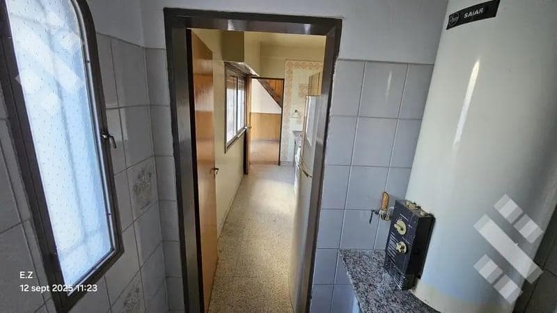 House for Sale on Miguel A. Camino Street, around number 400 - Neuquén -