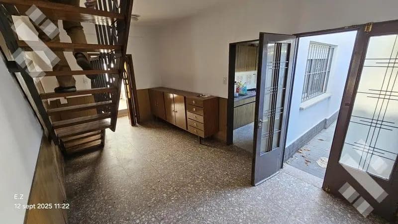 House for Sale on Miguel A. Camino Street, around number 400 - Neuquén -