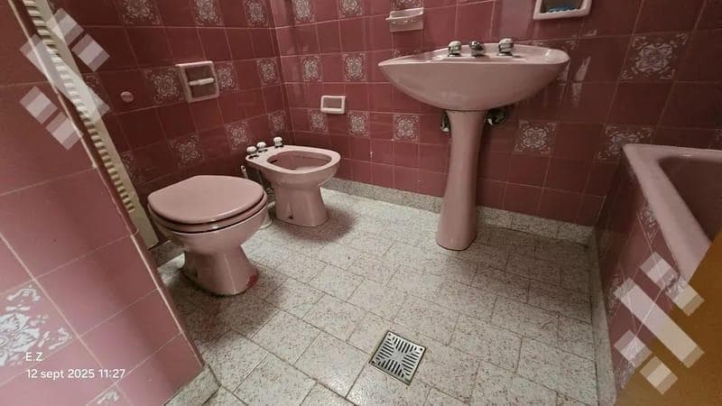 House for Sale on Miguel A. Camino Street, around number 400 - Neuquén -