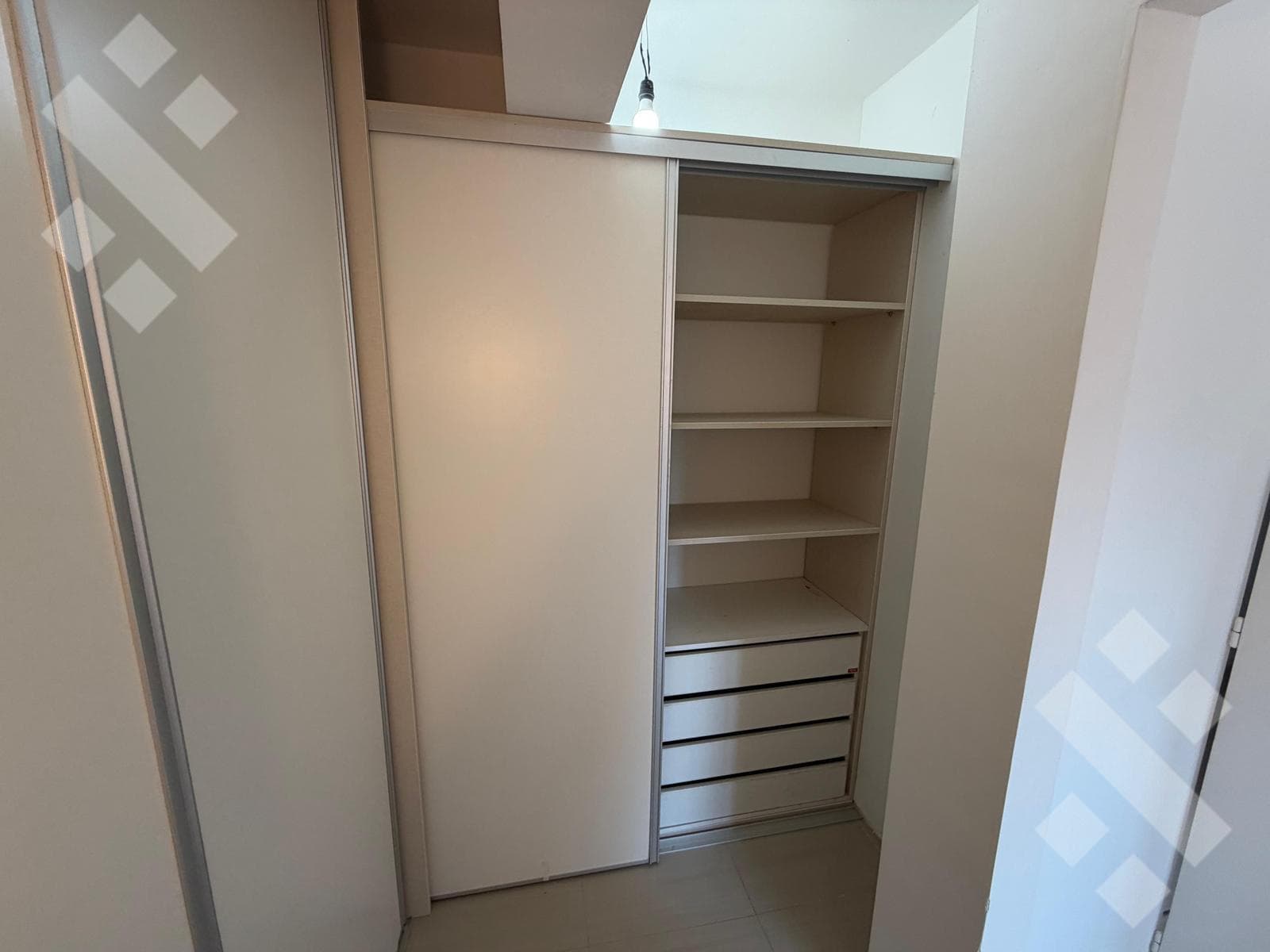 For Sale: Brand-new 1-bedroom apartment, 73 m², with garage. Neuquén City