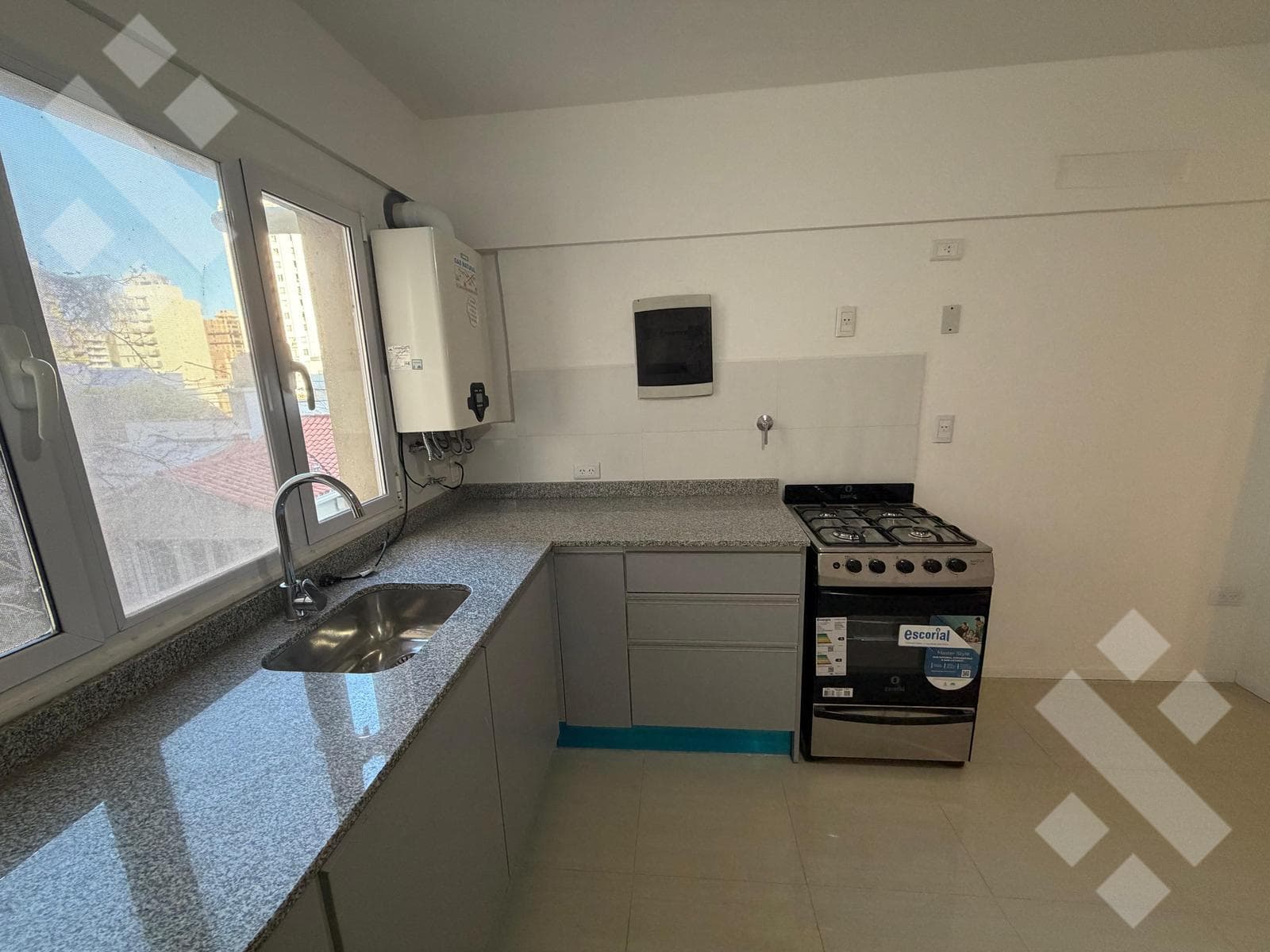 For Sale: Brand-new 1-bedroom apartment, 73 m², with garage. Neuquén City
