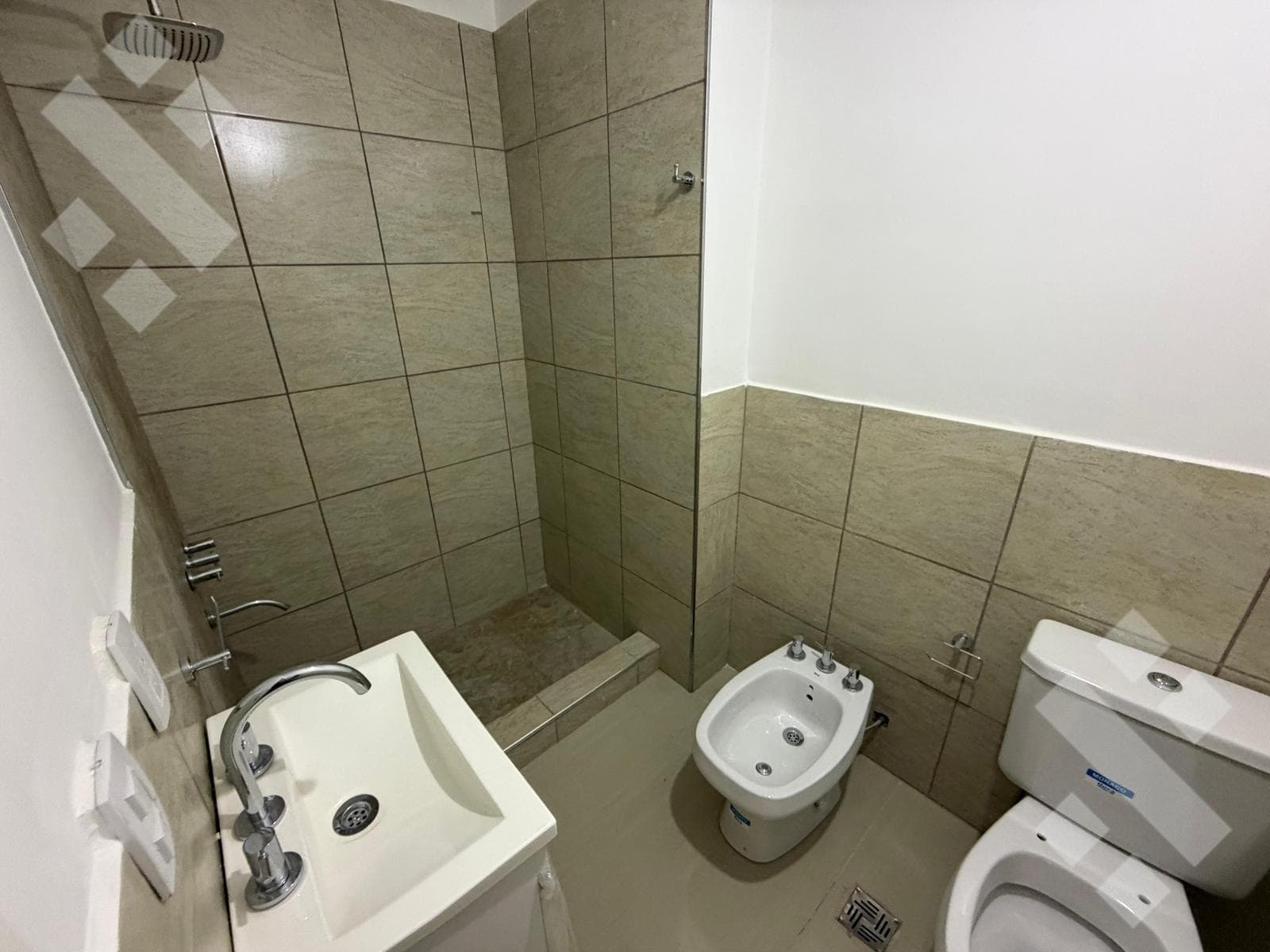 For Sale: Brand-new 1-bedroom apartment, 73 m², with garage. Neuquén City
