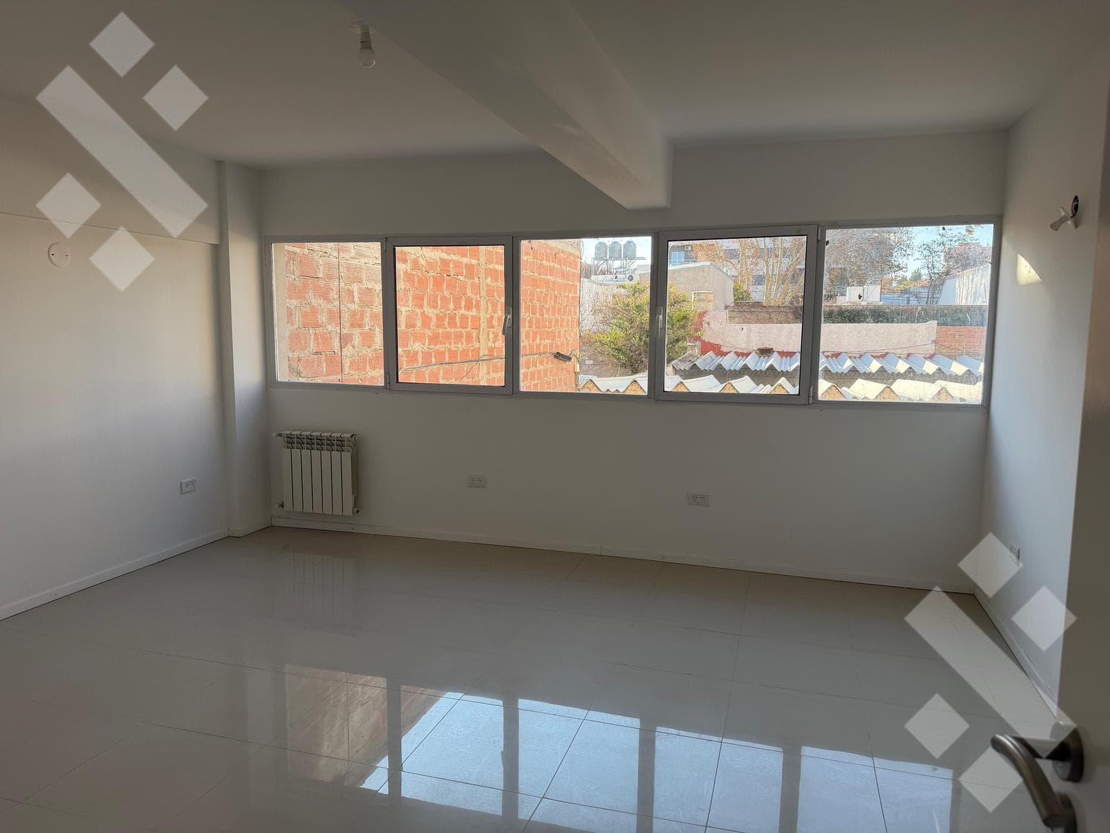For Sale: Brand-new 1-bedroom apartment, 73 m², with garage. Neuquén City