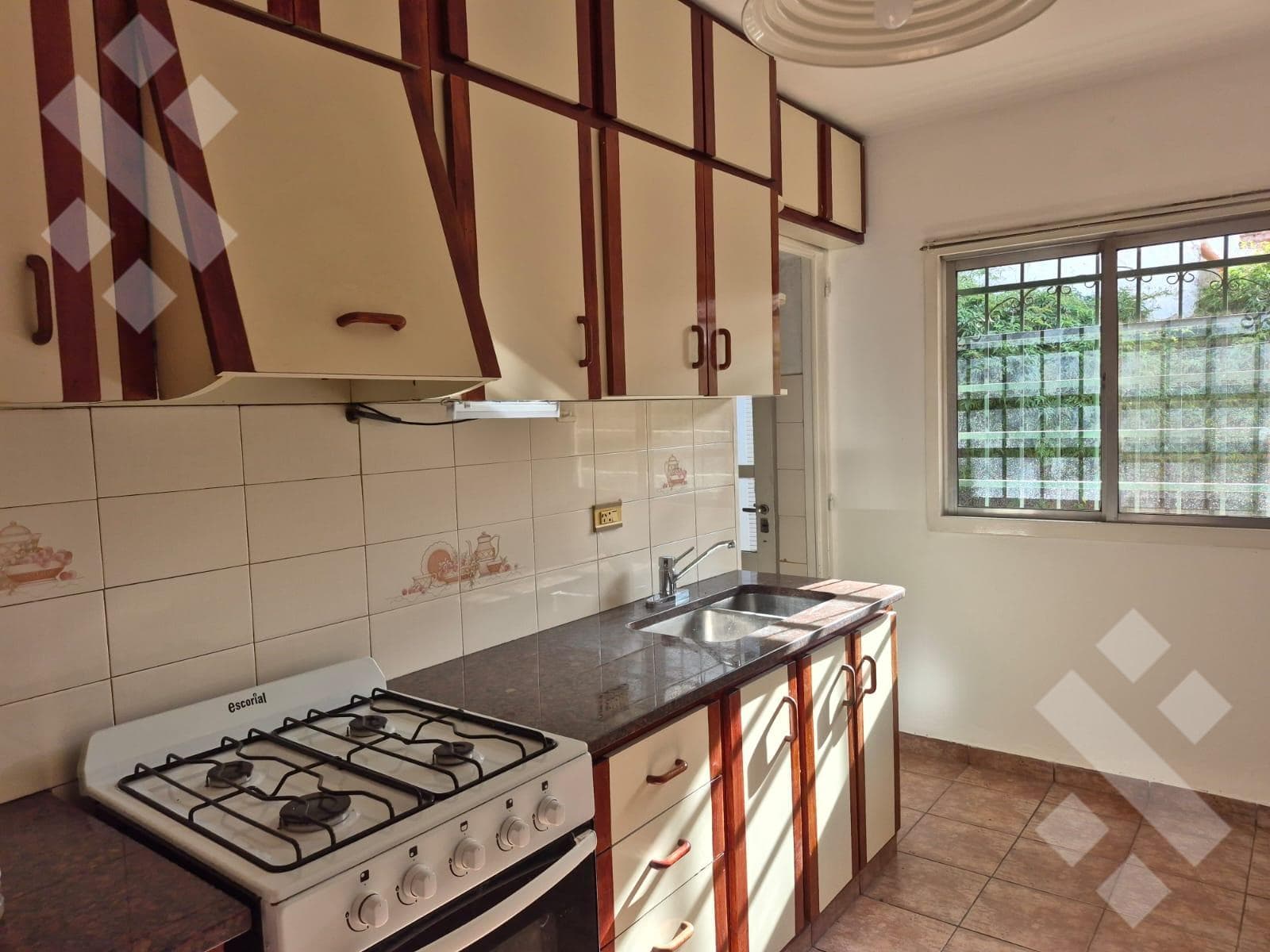 For Sale | 3-Bedroom House | Financing Available | Villa Farrel Neighborhood | Neuquén