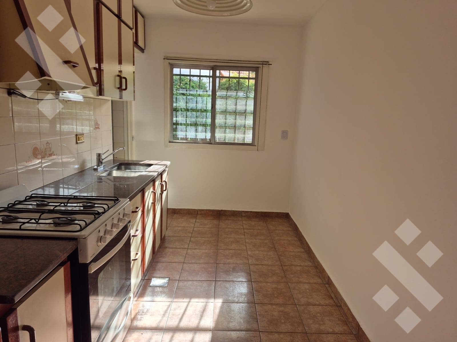 For Sale | 3-Bedroom House | Financing Available | Villa Farrel Neighborhood | Neuquén