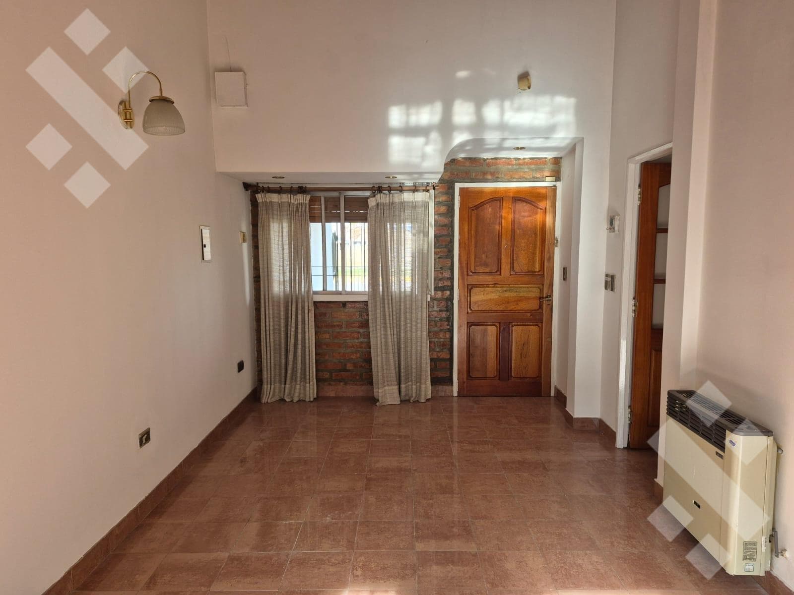 For Sale | 3-Bedroom House | Financing Available | Villa Farrel Neighborhood | Neuquén