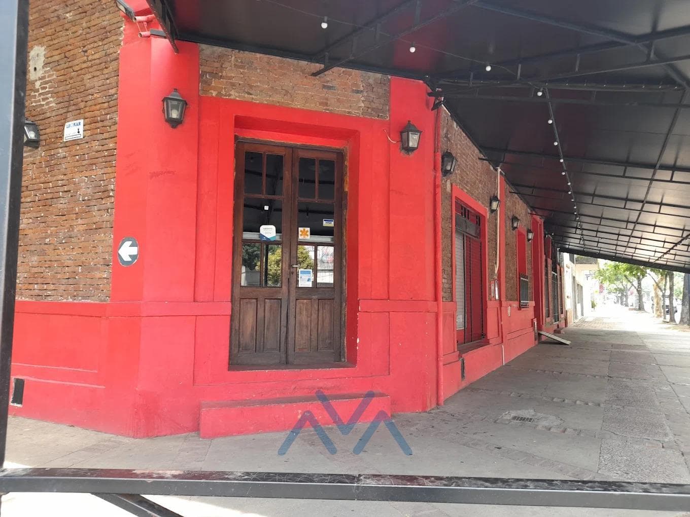 Restaurant Business for Sale at Av. Rocha and Pinto, Downtown, Pergamino, Buenos Aires