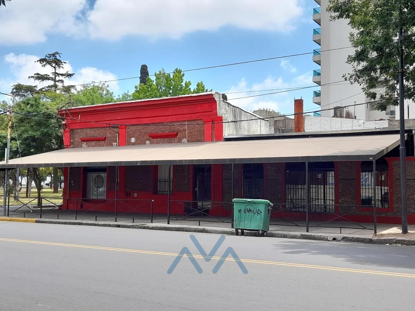 Restaurant Business for Sale at Av. Rocha and Pinto, Downtown, Pergamino, Buenos Aires