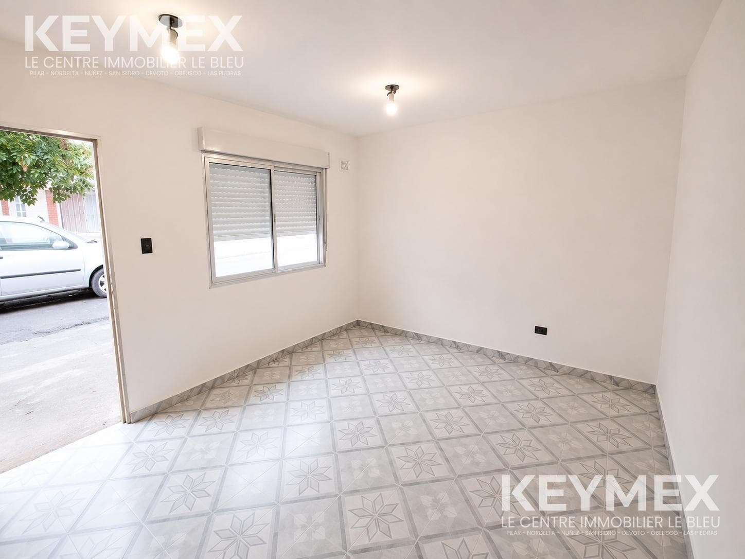 HOUSE FOR SALE IN VILLA CELINA: 3 BEDROOMS WITH PATIO AND GARAGE