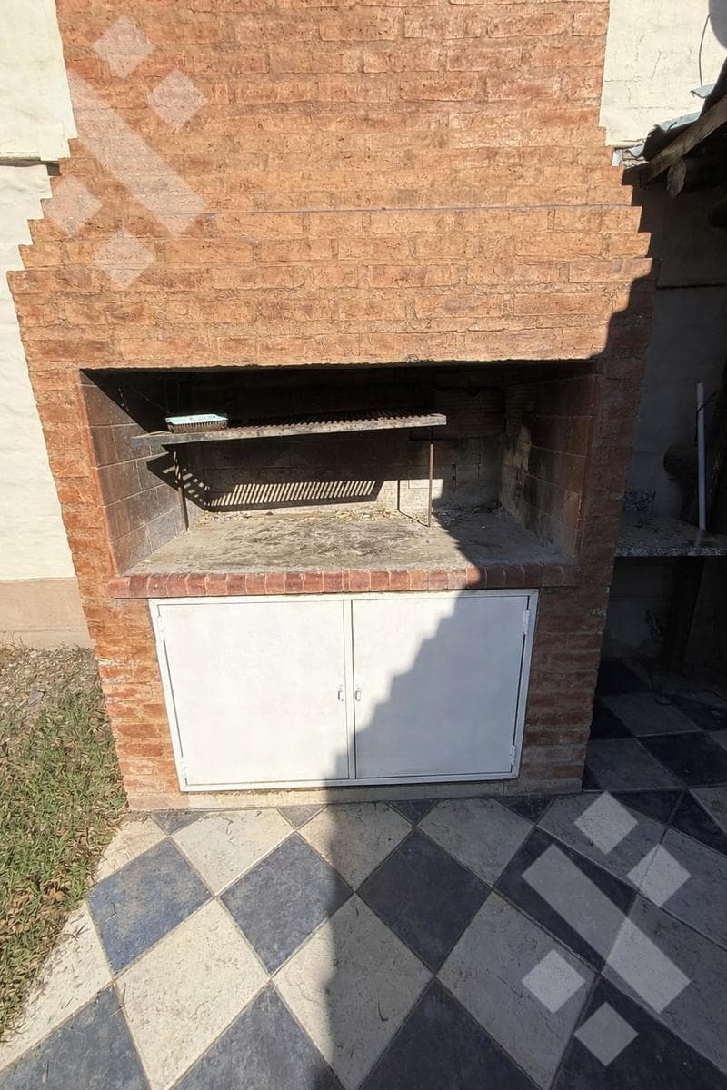 LAND FOR SALE WITH A SWIMMING POOL AND BARBECUE AREA