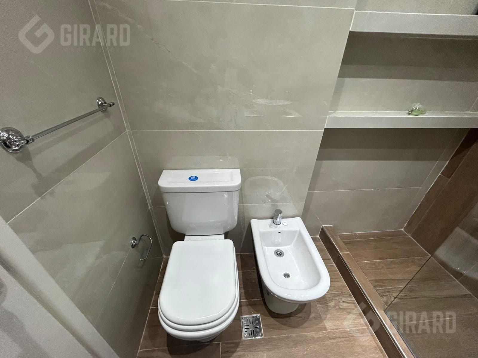 2-Room Apartment for Sale in Downtown