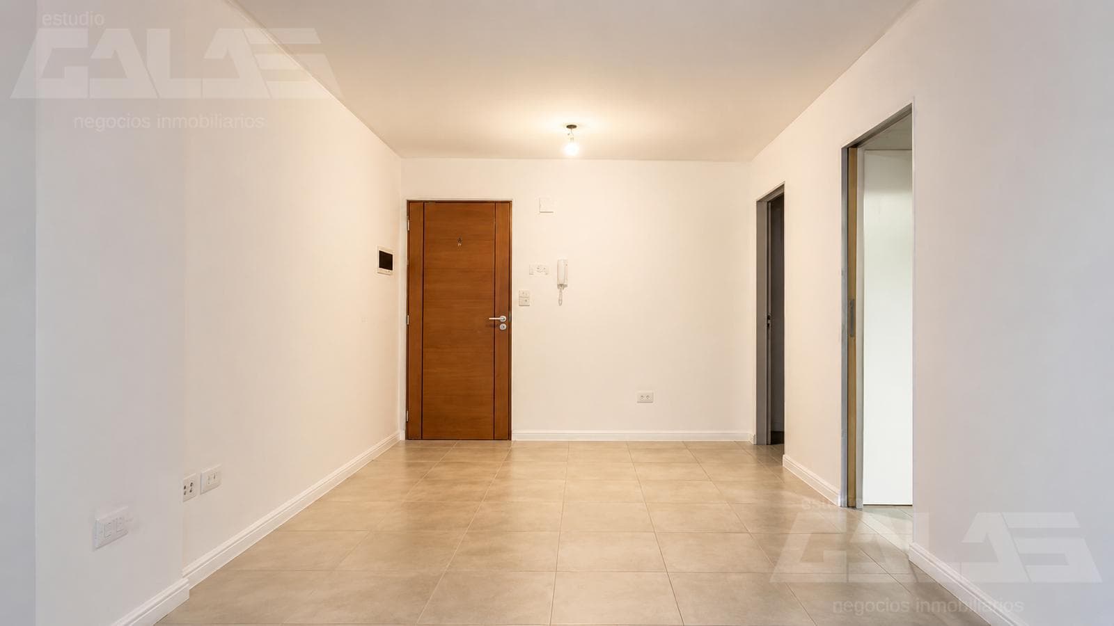 APARTMENT – MORON – 2 ROOMS – SUITABLE FOR PROFESSIONALS
