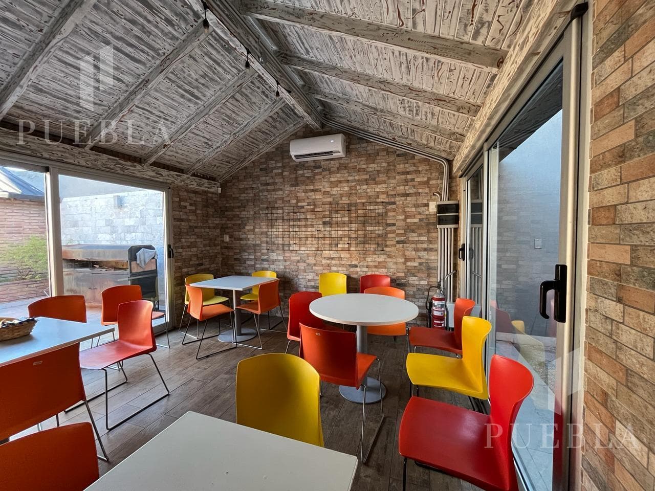 Retail Space and Office for Rent - Parque Patricios, Technology District