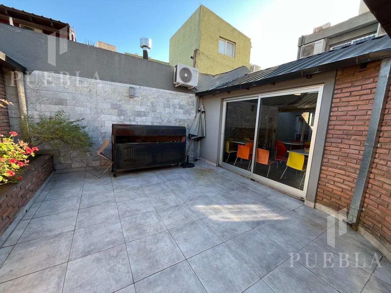 Retail Space and Office for Rent - Parque Patricios, Technology District