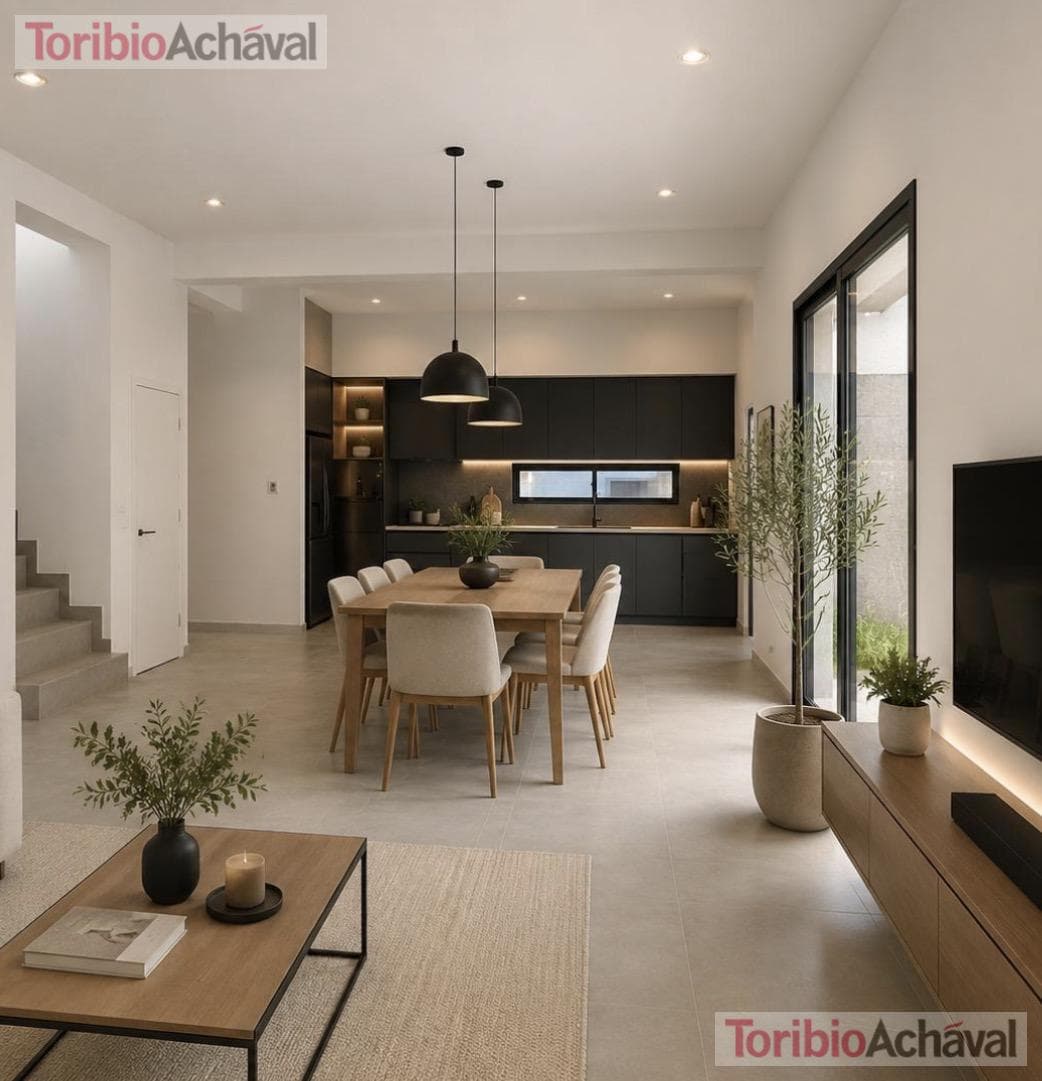 Excellent house in the Santa Ana neighborhood