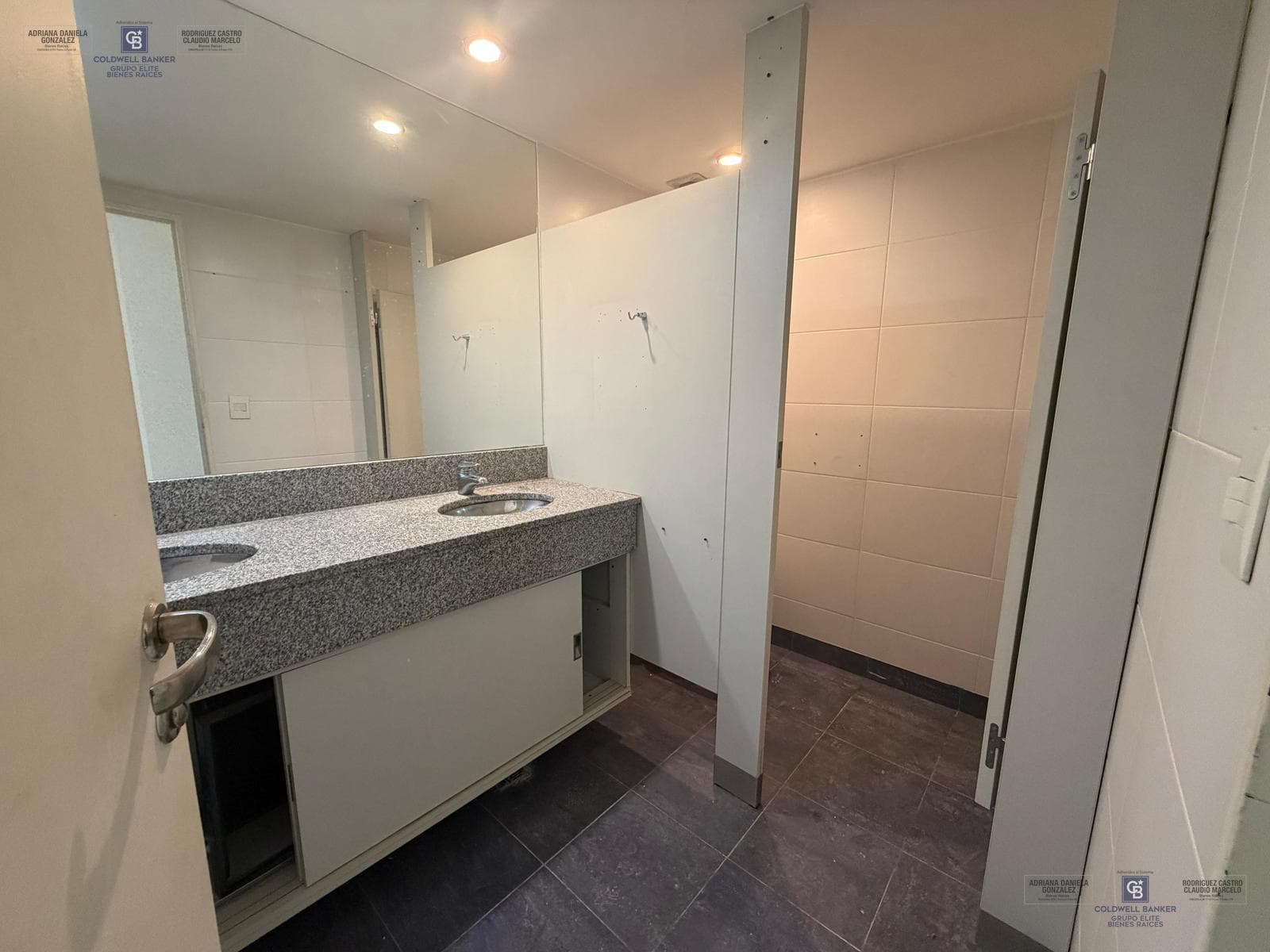 Residential and Office Rentals in Buenos Aires, Plaza Puerto Madero