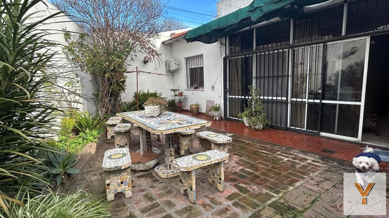 Casa 4 Amb | 2 Dorm Cochera | 200m² Terreno | La Plata Centro