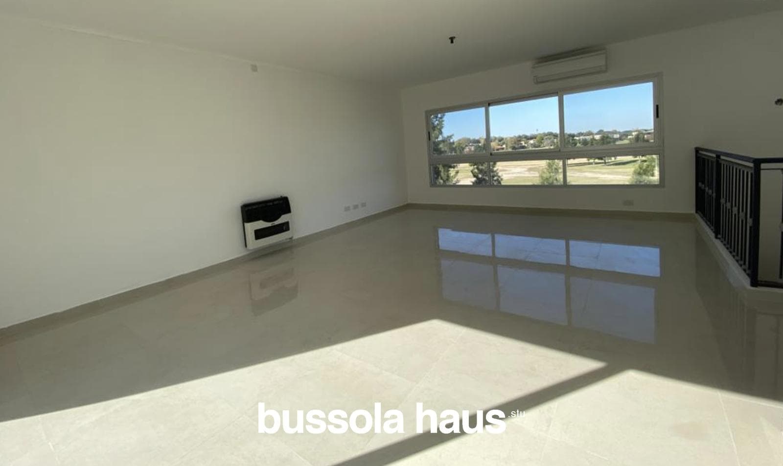 4-Bedroom House for Sale Near the Golf Course in San Isidro Labrador, Villanueva