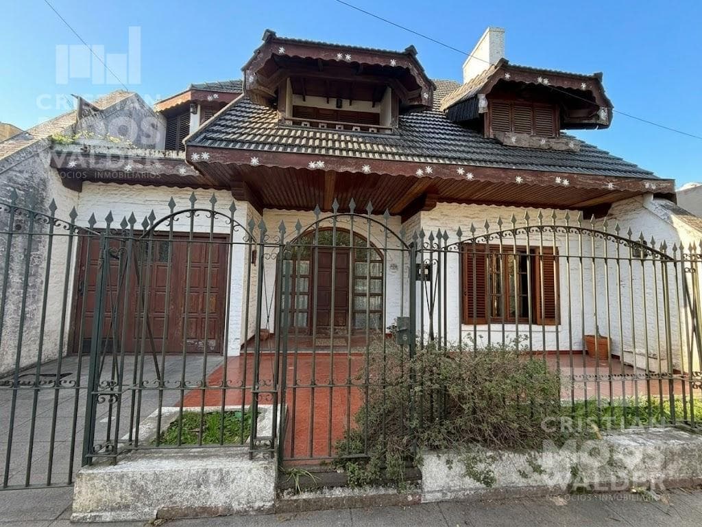 House in Escobar