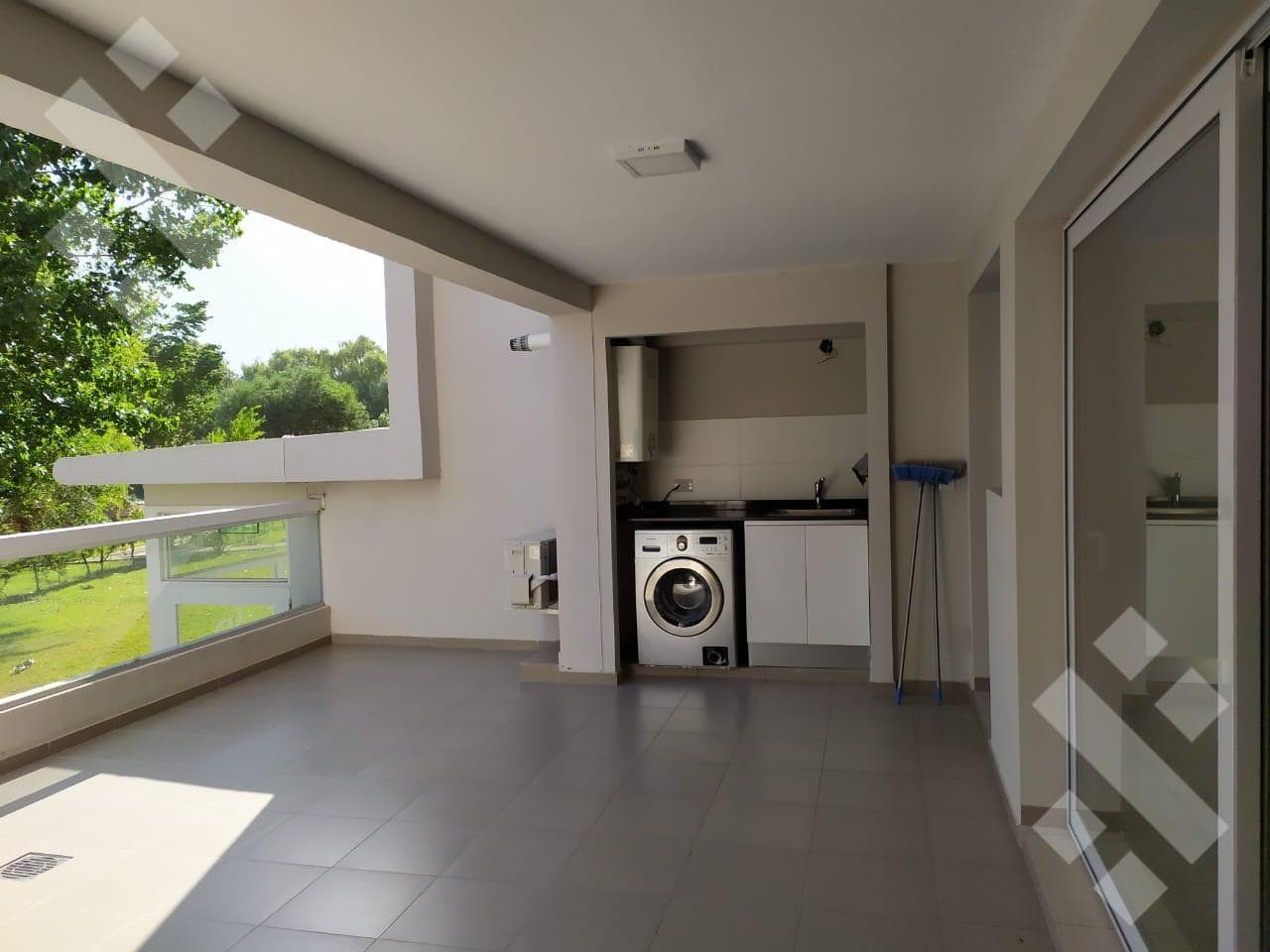 For Sale: Ground-Floor Apartment with 2 Bedrooms, Garage, and Storage Room - Clubhouse - Neuquén City