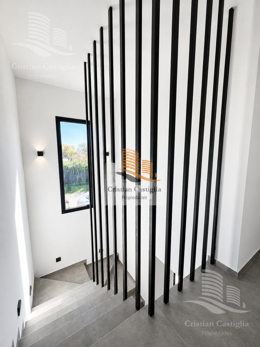 House for Sale in Laguna Grande