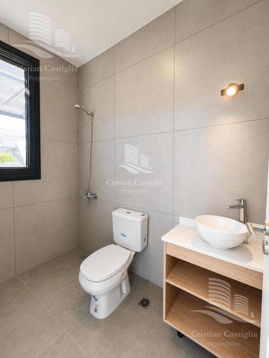 House for Sale in Laguna Grande