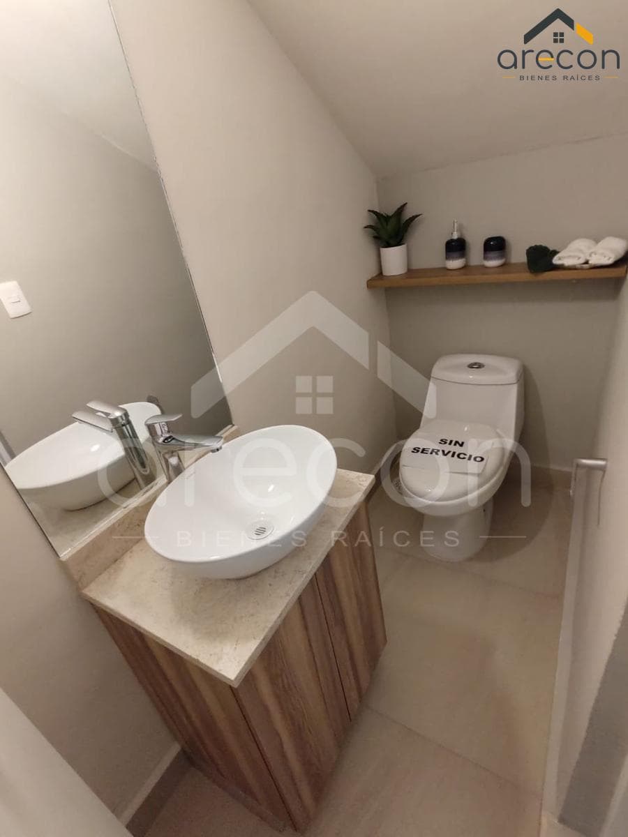 New house in Arecas, just a stone's throw from the TEC
