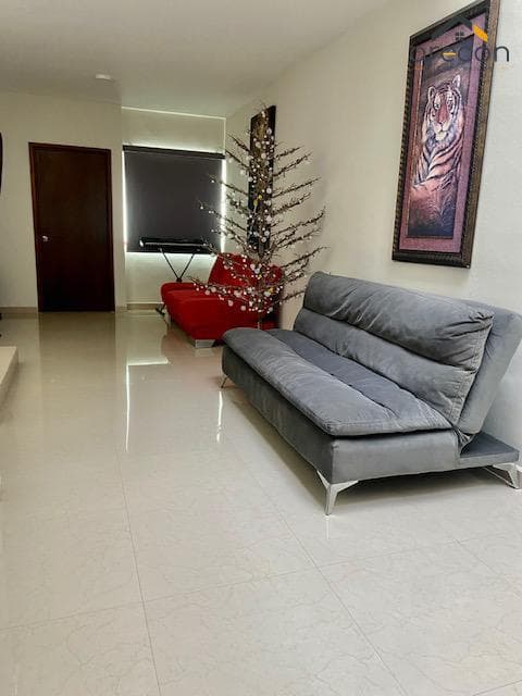 Casa en Venta muy Cerca de TEC y Altama