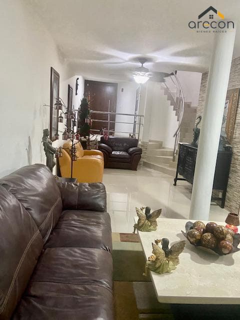 Casa en Venta muy Cerca de TEC y Altama