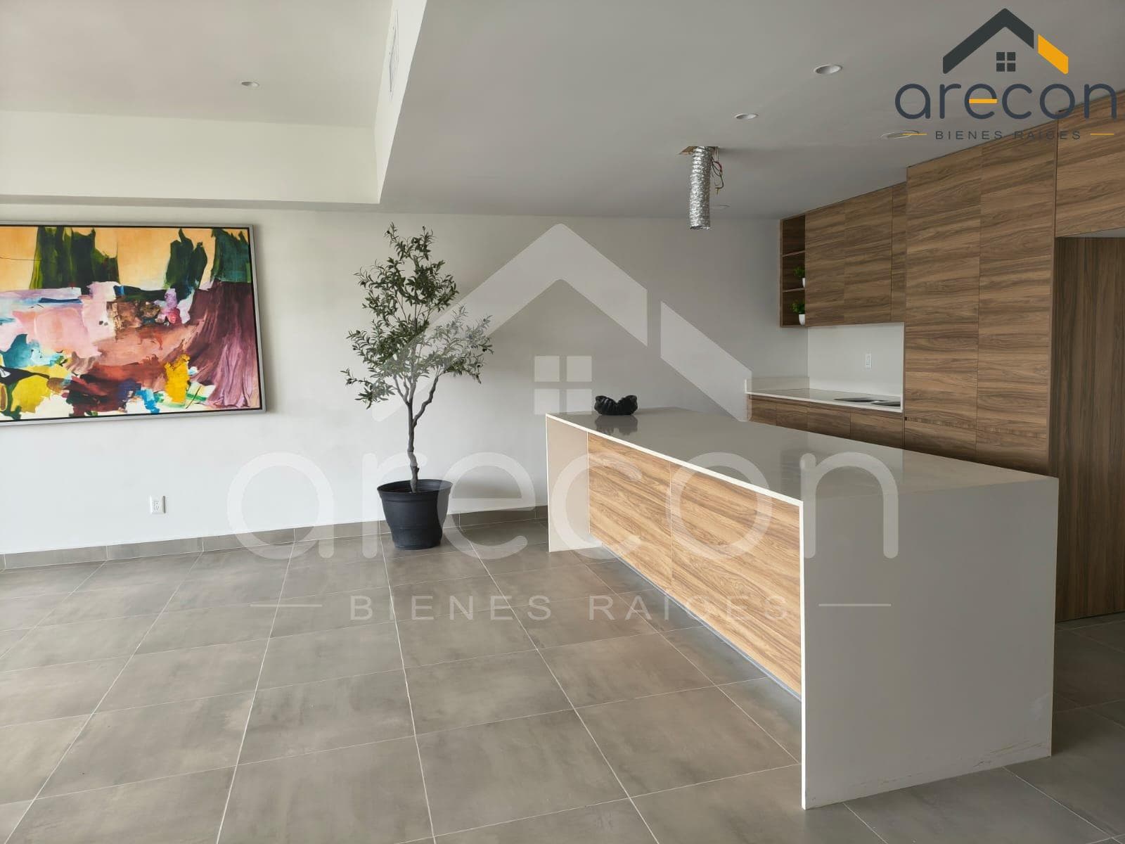 Luxury Apartment with an Excellent View of the Lagoon