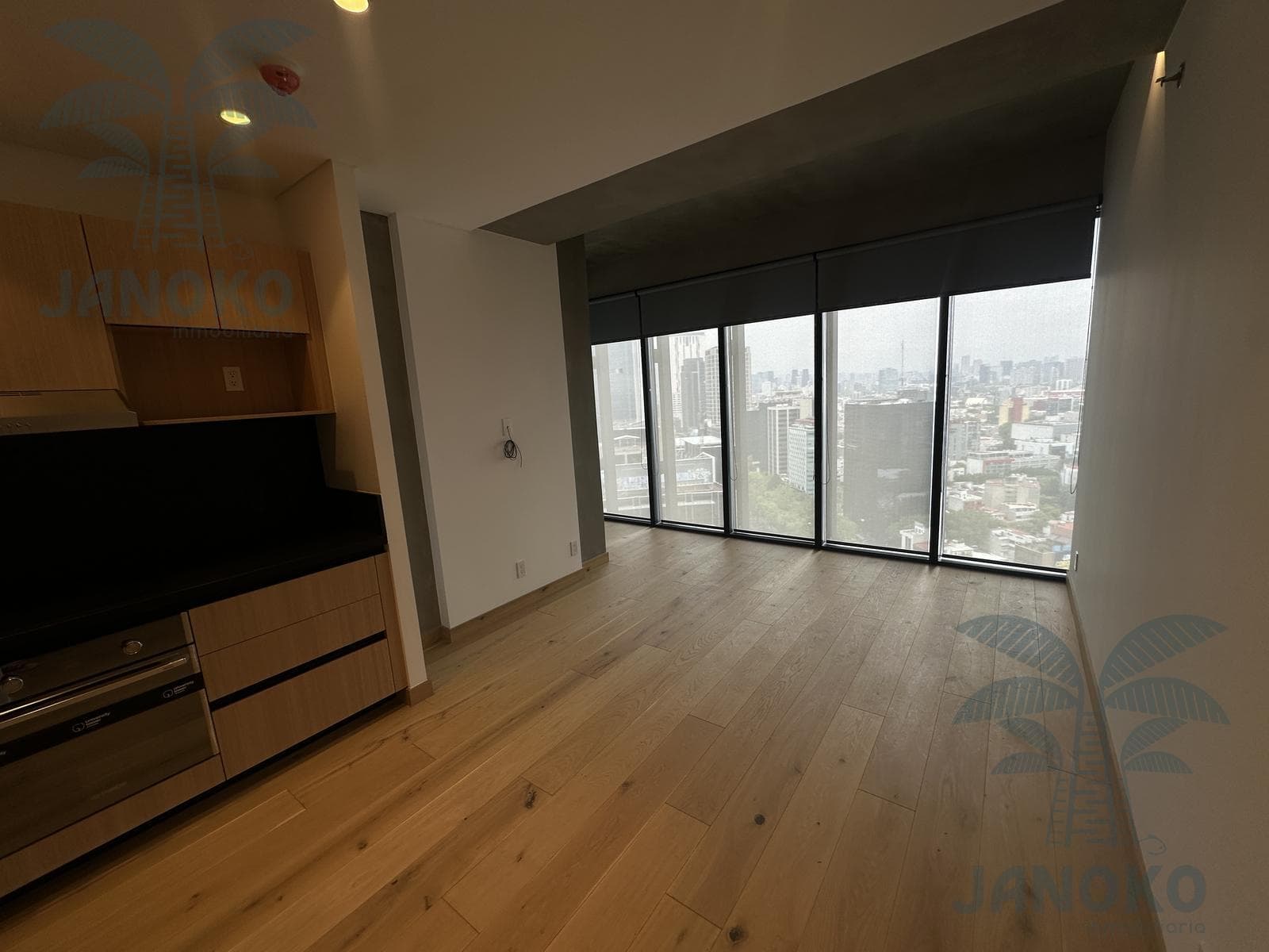 Apartment for Rent at University Tower