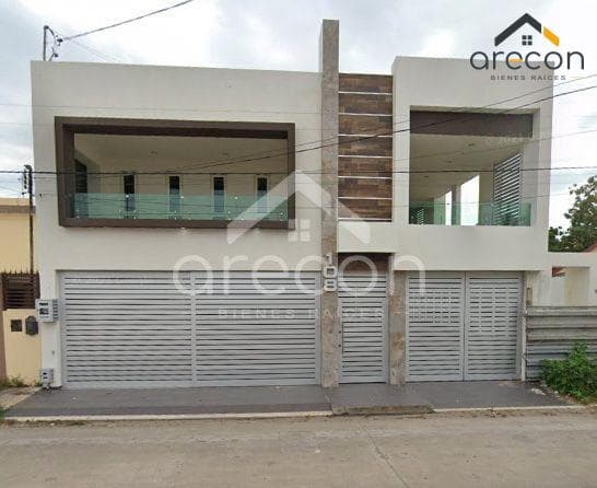 Casa Moderna en Venta, Cerca de la playa