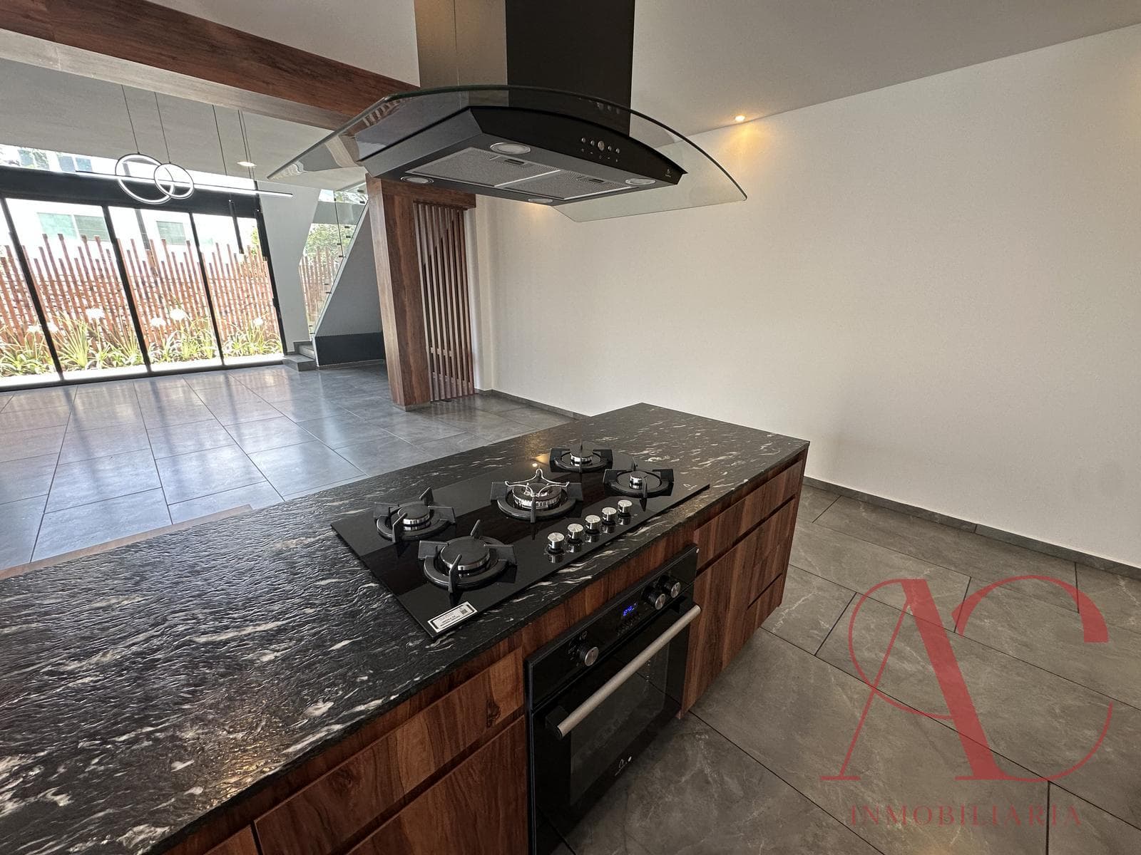 HOUSE FOR SALE IN LOMAS DE ANGELÓPOLIS 2