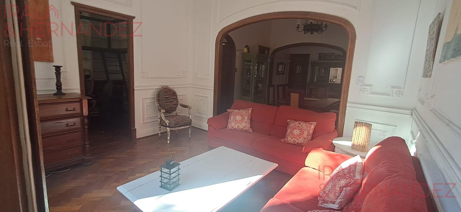 Alquiler PH en primer piso al frente con terraza propia en Recoleta