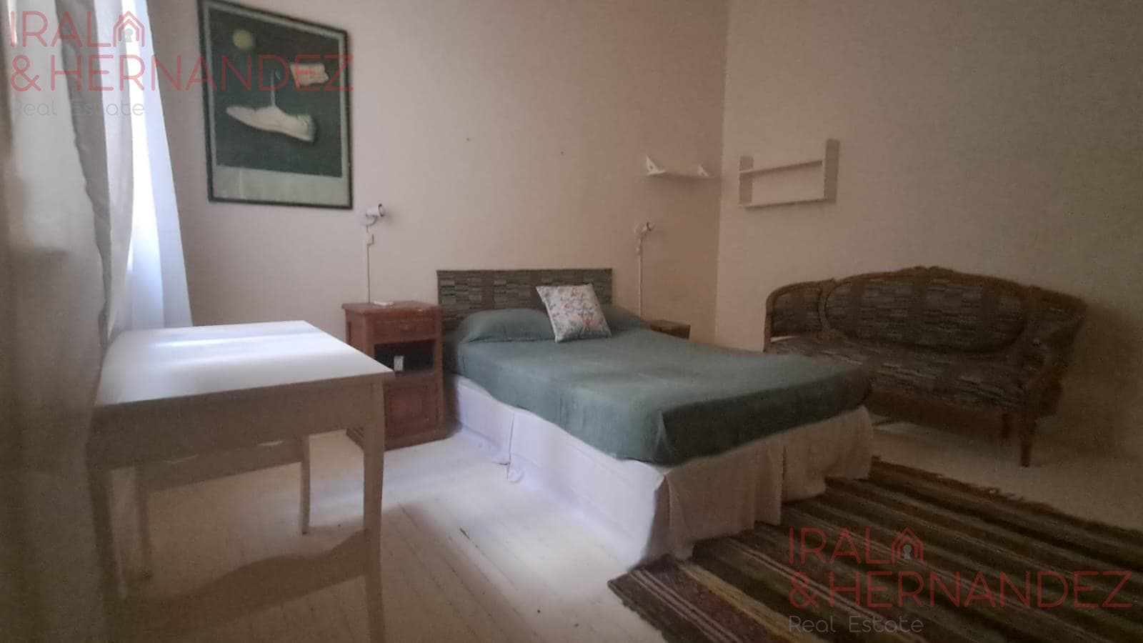 Alquiler PH en primer piso al frente con terraza propia en Recoleta