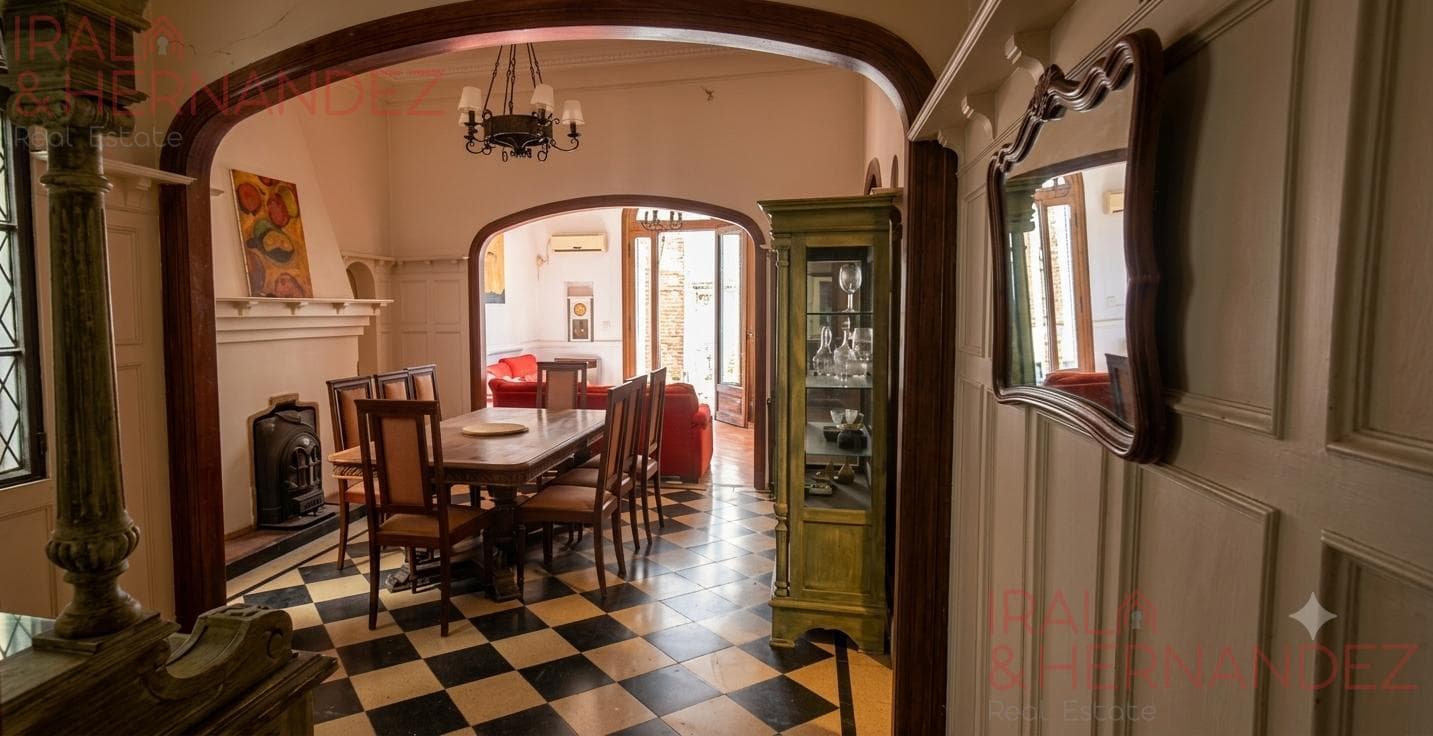 Alquiler PH en primer piso al frente con terraza propia en Recoleta