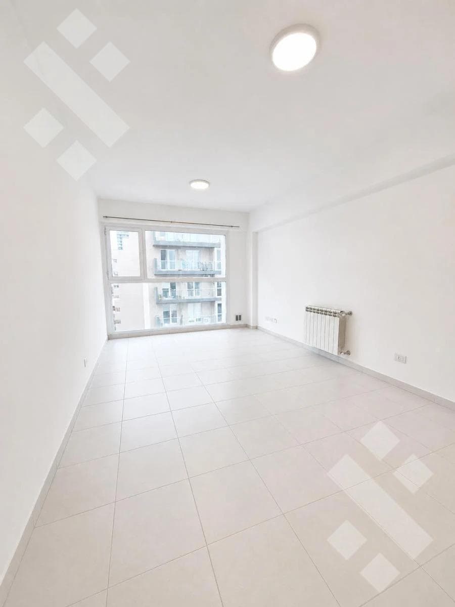 2-BEDROOM APARTMENT FOR SALE WITH GARAGE - 500 CARLOS H. RODRIGUEZ, DOWNTOWN NEUQUÉN