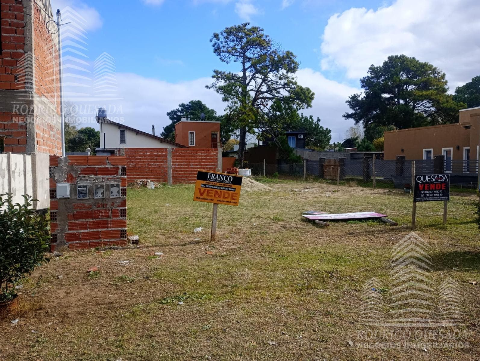 15x38 lot with improvements and construction in progress—2 single-family homes