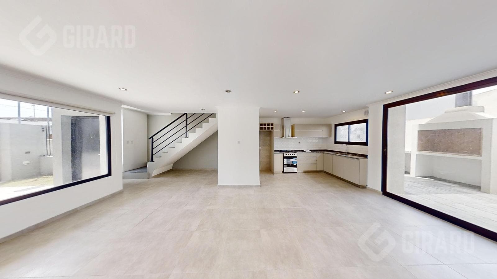 Brand-new triplex in Villa Primera—a great opportunity