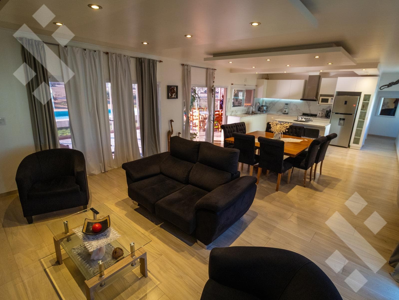 HOUSE FOR SALE: 3 BEDROOMS, BARBECUE AREA WITH GRILL AND SWIMMING POOL - GATED COMMUNITY IN A FARMHOUSE STYLE - CIPOLLETTI