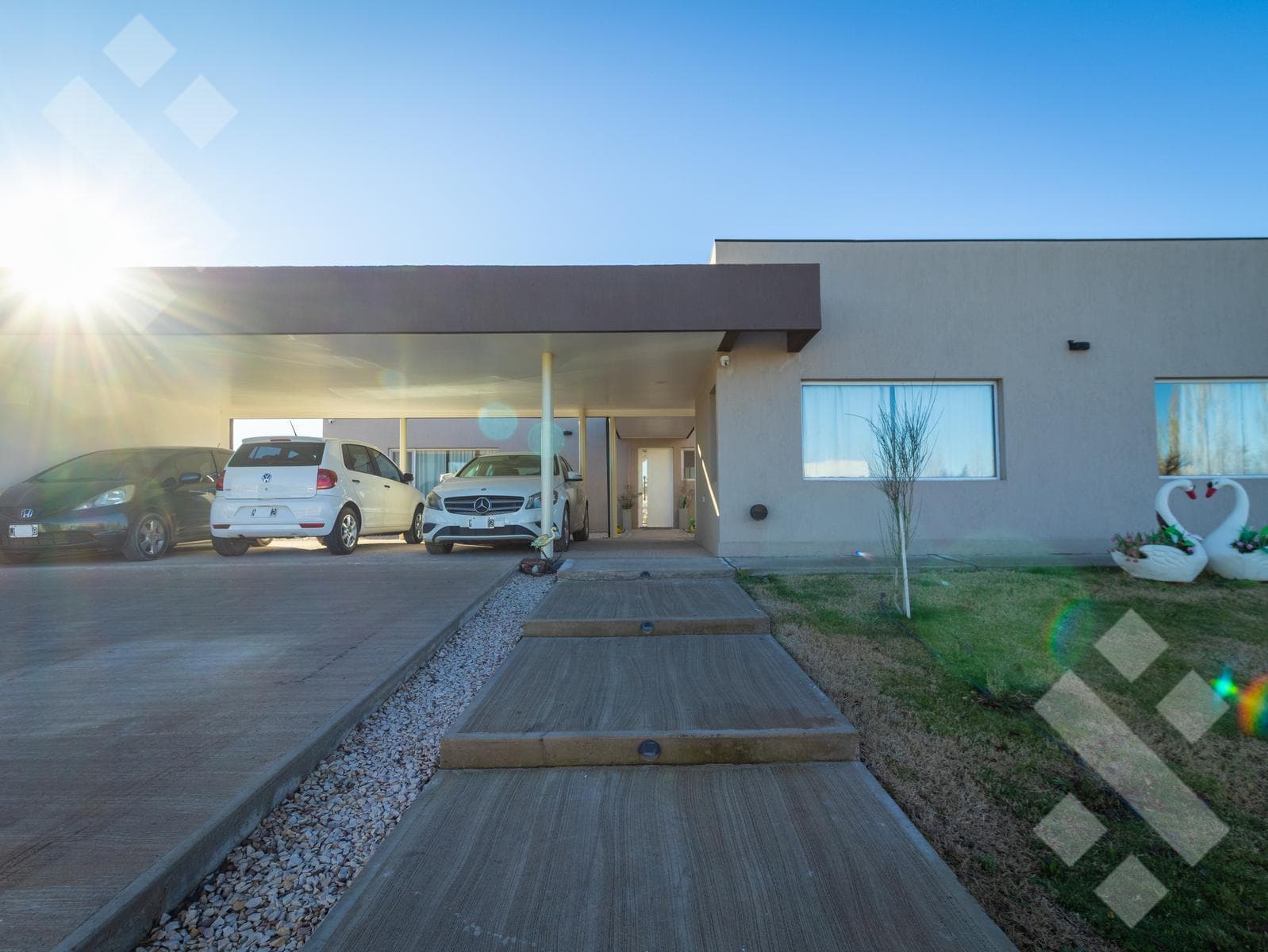 HOUSE FOR SALE: 3 BEDROOMS, BARBECUE AREA WITH GRILL AND SWIMMING POOL - GATED COMMUNITY IN A FARMHOUSE STYLE - CIPOLLETTI