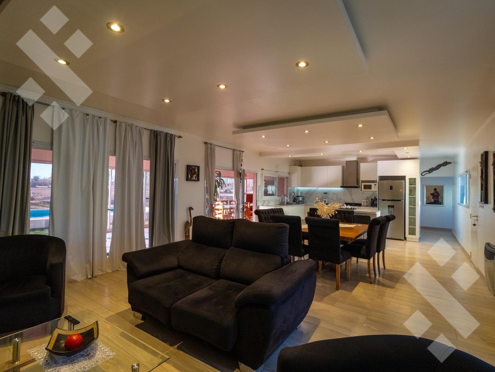 HOUSE FOR SALE: 3 BEDROOMS, BARBECUE AREA WITH GRILL AND SWIMMING POOL - GATED COMMUNITY IN A FARMHOUSE STYLE - CIPOLLETTI