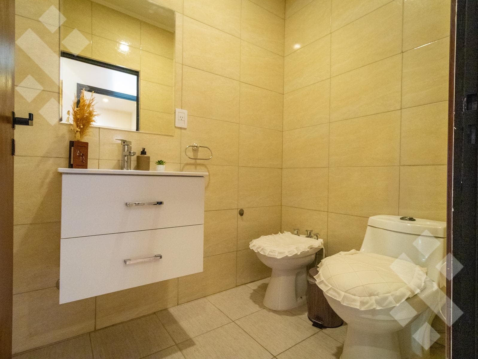 HOUSE FOR SALE: 3 BEDROOMS, BARBECUE AREA WITH GRILL AND SWIMMING POOL - GATED COMMUNITY IN A FARMHOUSE STYLE - CIPOLLETTI