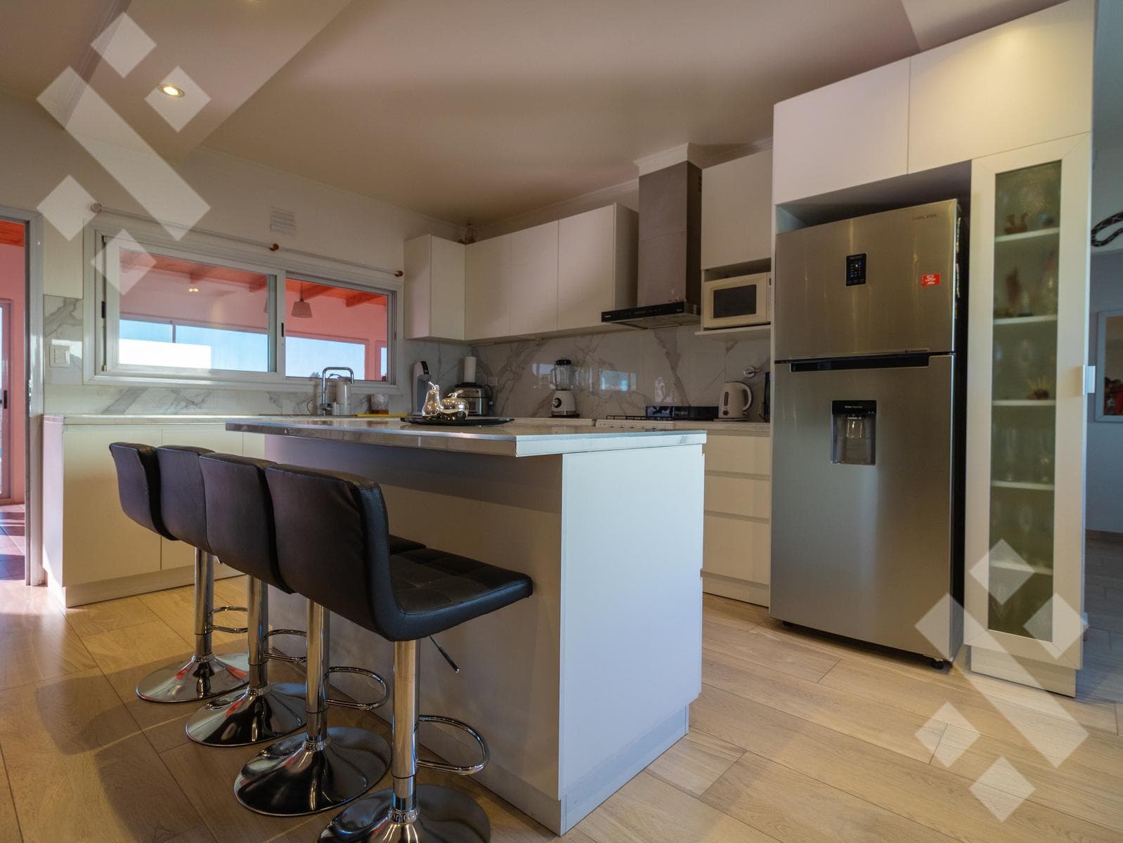 HOUSE FOR SALE: 3 BEDROOMS, BARBECUE AREA WITH GRILL AND SWIMMING POOL - GATED COMMUNITY IN A FARMHOUSE STYLE - CIPOLLETTI