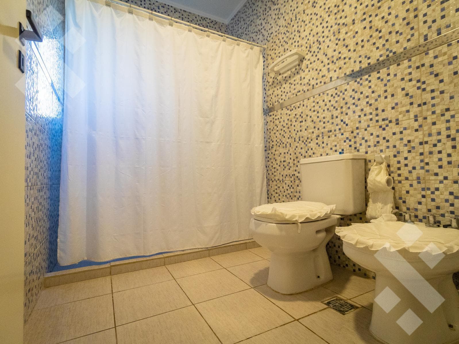 HOUSE FOR SALE: 3 BEDROOMS, BARBECUE AREA WITH GRILL AND SWIMMING POOL - GATED COMMUNITY IN A FARMHOUSE STYLE - CIPOLLETTI