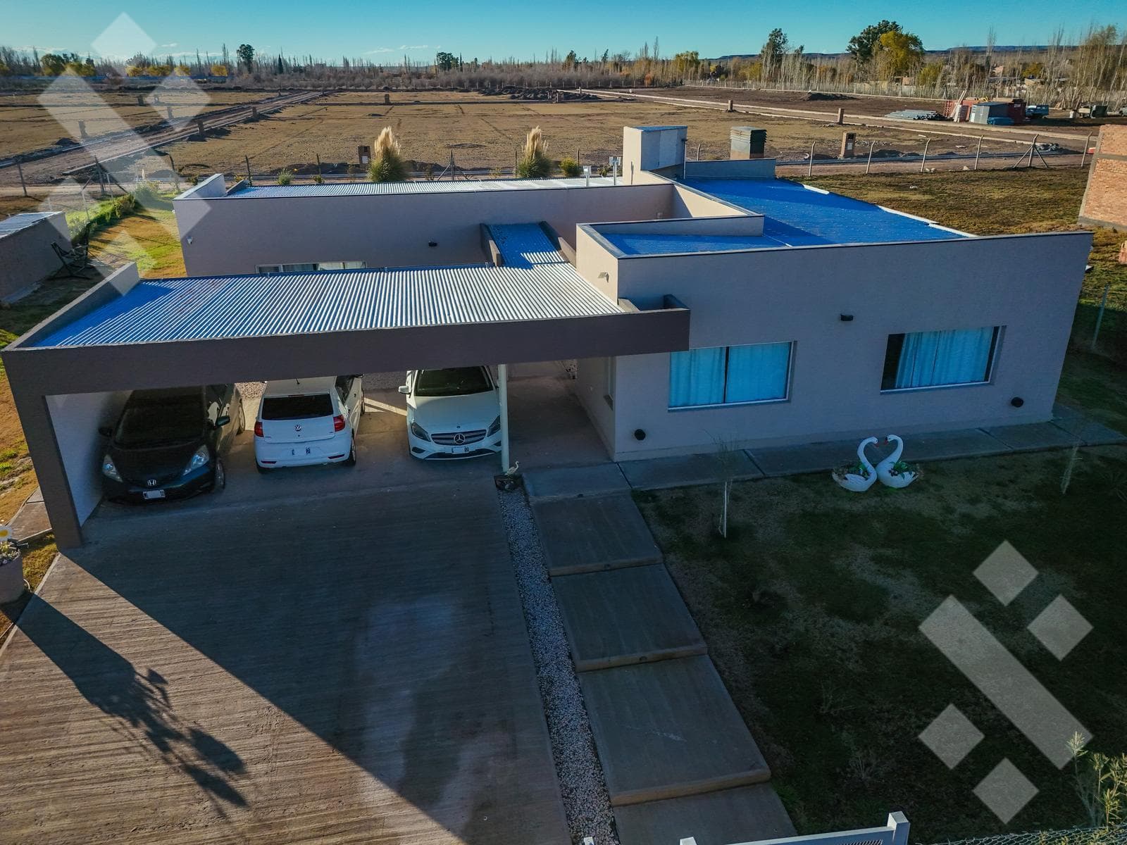 HOUSE FOR SALE: 3 BEDROOMS, BARBECUE AREA WITH GRILL AND SWIMMING POOL - GATED COMMUNITY IN A FARMHOUSE STYLE - CIPOLLETTI