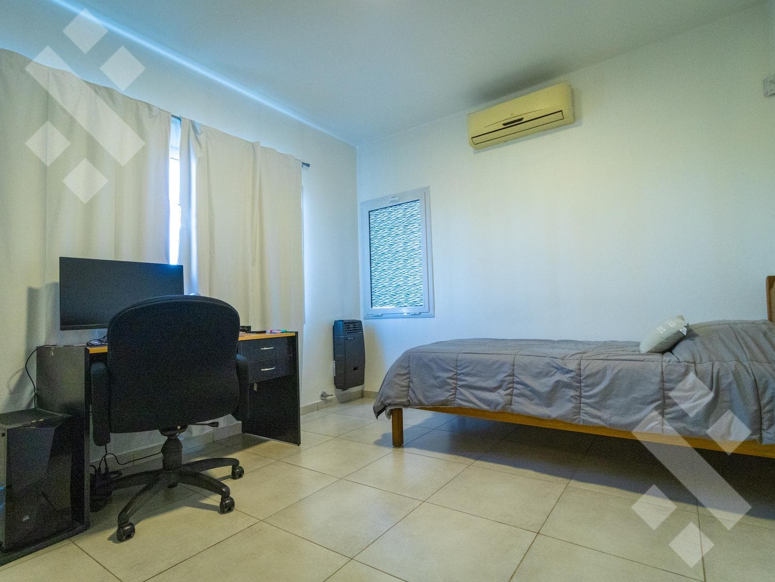HOUSE FOR SALE: 3 BEDROOMS, BARBECUE AREA WITH GRILL AND SWIMMING POOL - GATED COMMUNITY IN A FARMHOUSE STYLE - CIPOLLETTI