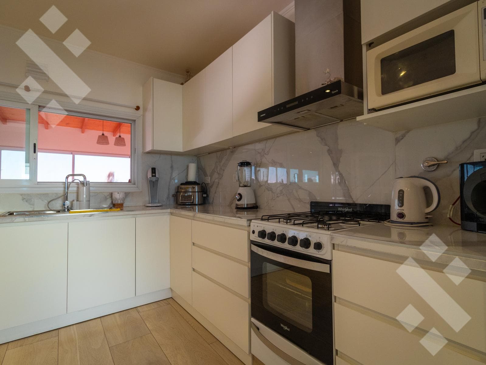 HOUSE FOR SALE: 3 BEDROOMS, BARBECUE AREA WITH GRILL AND SWIMMING POOL - GATED COMMUNITY IN A FARMHOUSE STYLE - CIPOLLETTI