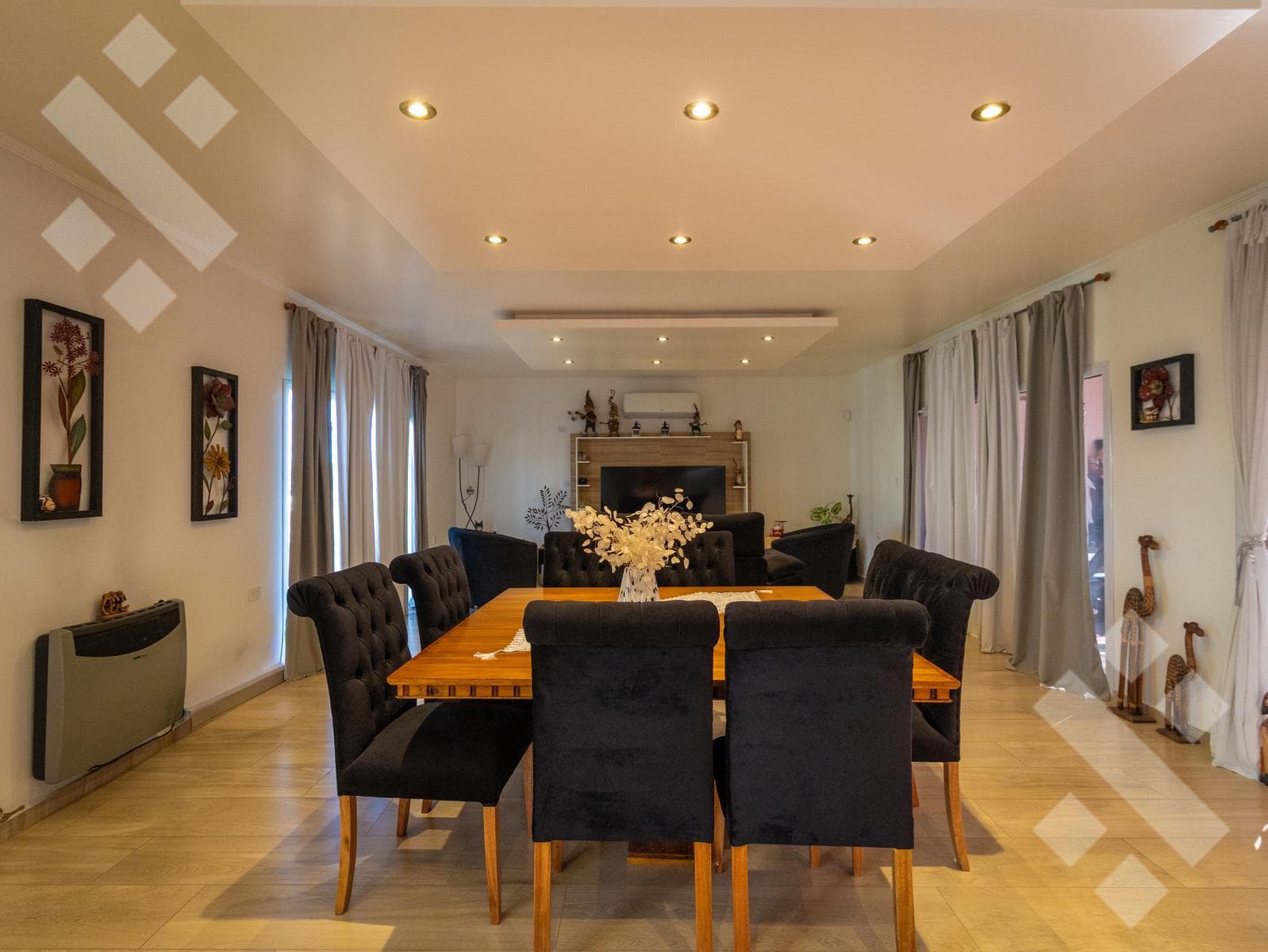 HOUSE FOR SALE: 3 BEDROOMS, BARBECUE AREA WITH GRILL AND SWIMMING POOL - GATED COMMUNITY IN A FARMHOUSE STYLE - CIPOLLETTI